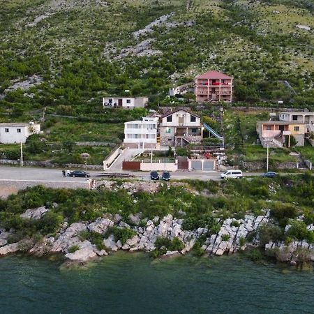 LakeFront House Široka Buitenkant foto